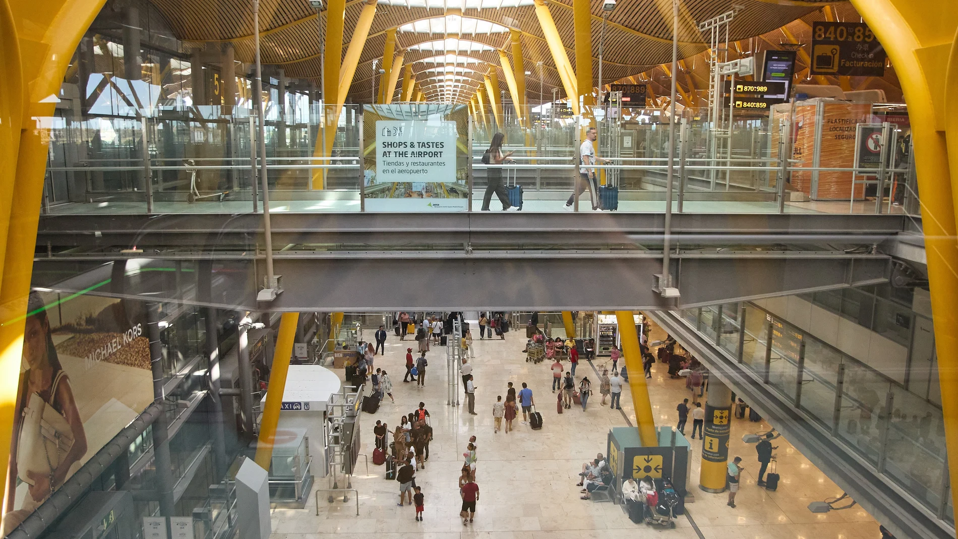Zona de facturación de la Terminal 4 del Aeropuerto Adolfo Suárez Madrid-Barajas.