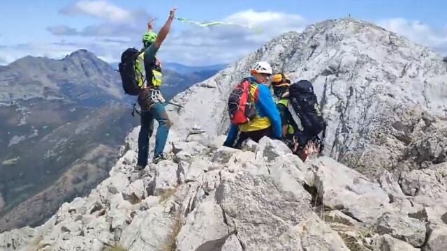 El arduo rescate de un montañero en el Espigüete tras romperse las fibras del gemelo