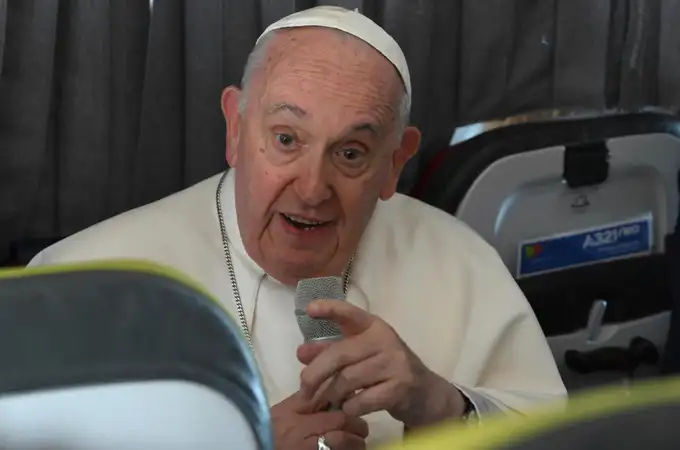 El Papa: «¿Por qué homosexuales en la Iglesia no? ¡Todos!»