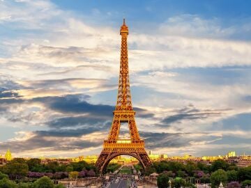Evacuada la Torre Eiffel y sus alrededores por una amenaza de bomba