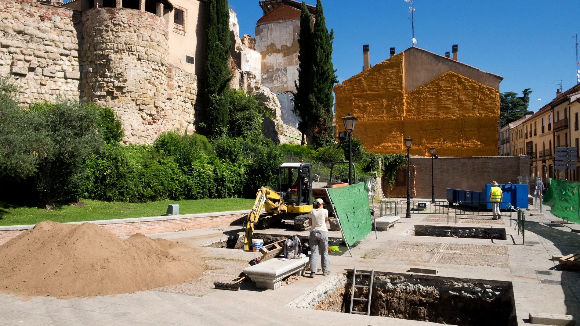 Halladas varias estructuras arqueológicas en las obras de la calle San Pablo en Salamanca
