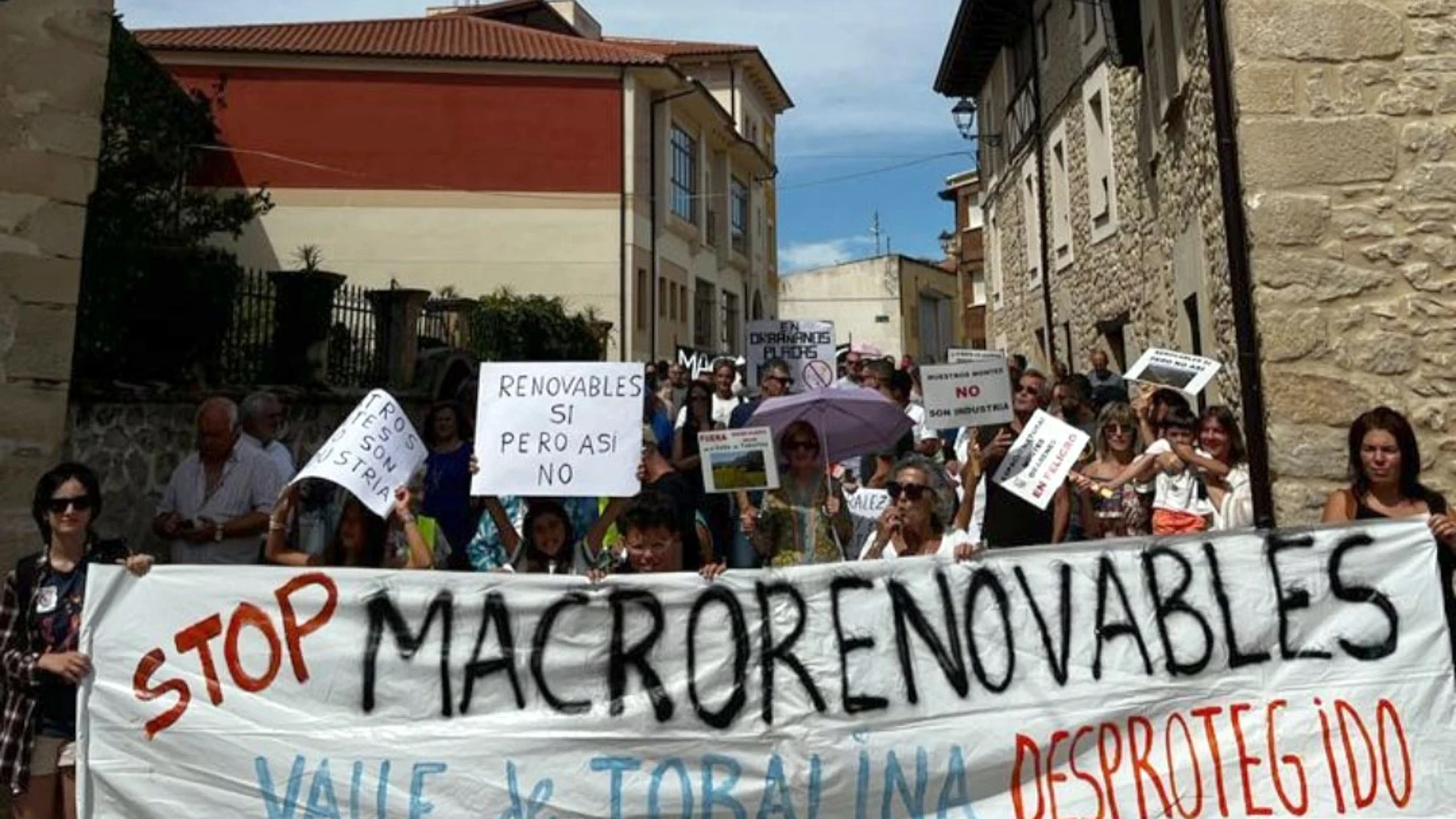 Nueva protesta contra las macroplantas solares en el Valle de Tobalina (Burgos)