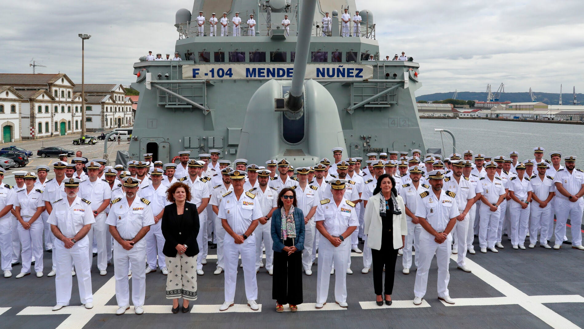 La Armada despliega un buque con la OTAN en el Mediterr neo para