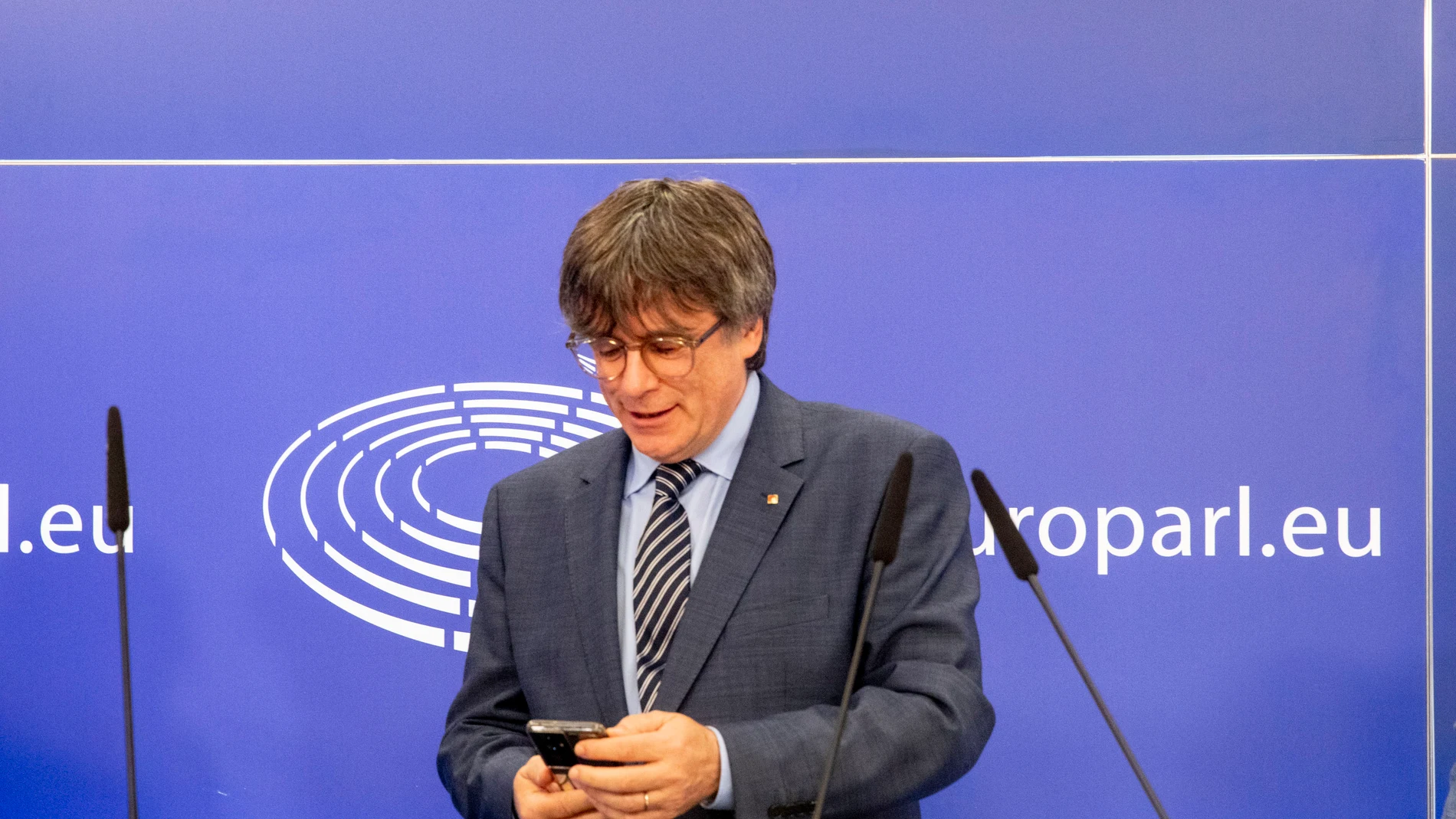Puigdemont sostiene que "una negociación a través de declaraciones públicas" no es su opción