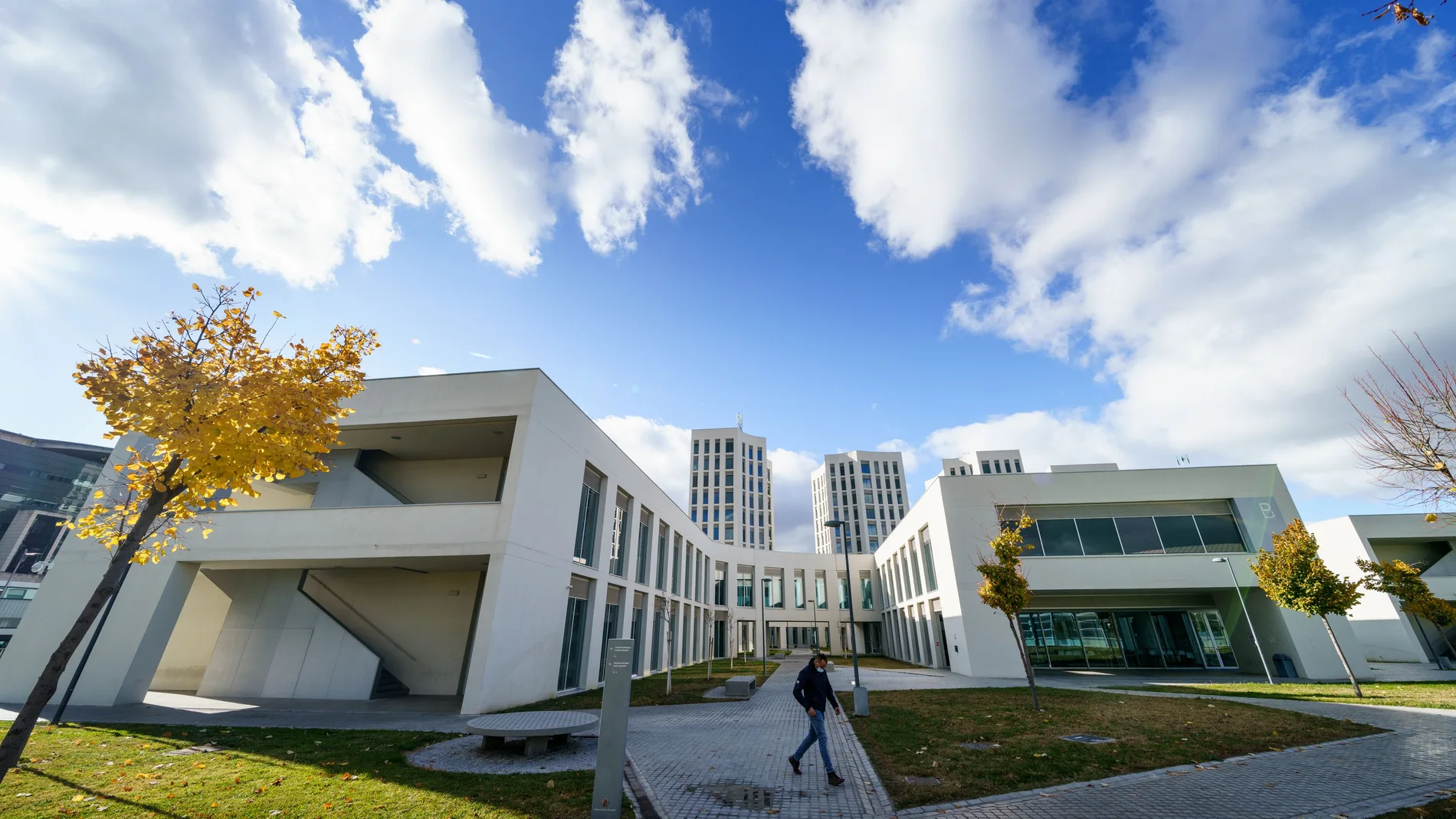 Edificio de la Facultad de Ciencias de la Salud de la Universidad de Granada