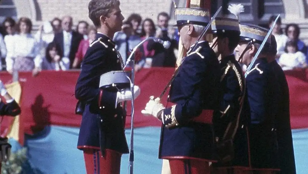 Rey Felipe en la Academia Militar de Zaragoza