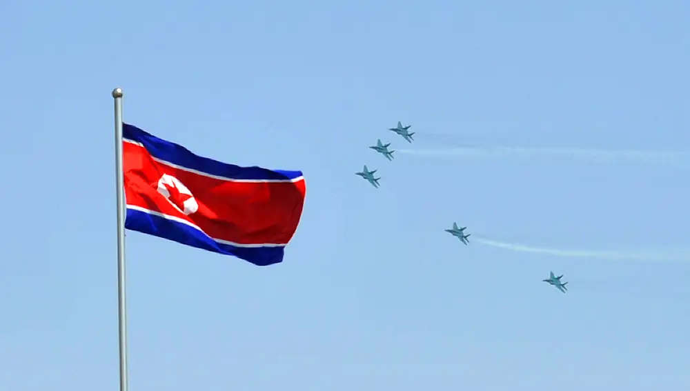 Corea.- Corea del Norte despliega sus aviones de combate tras denunciar una incursión de un avión de EEUU