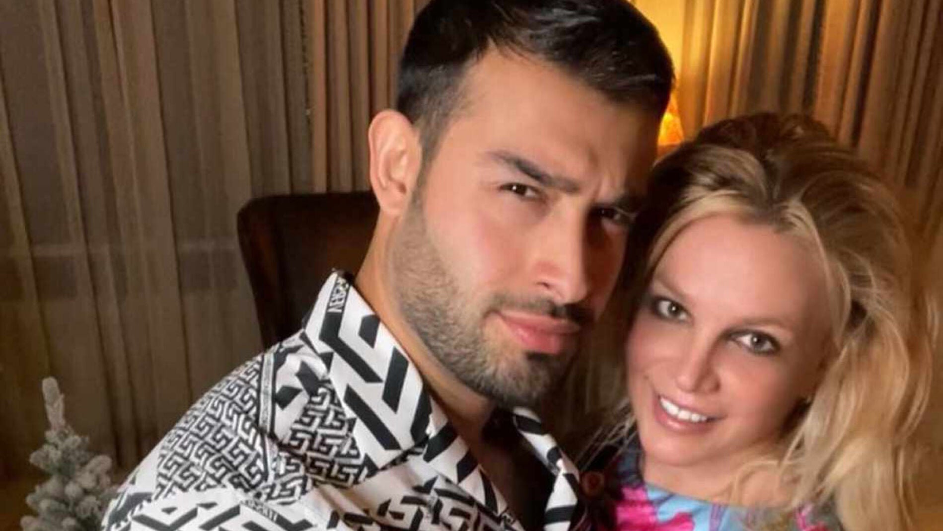 El marido de Britney Spears le acusa de infidelidad y agresión como motivo del divorcio