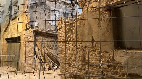 El Ayuntamiento de Calahorra ordena el derribo del edificio en la calle San Andrés tras derrumbarse su fachada