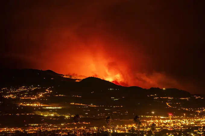 «El incendio de Tenerife está hambriento»
