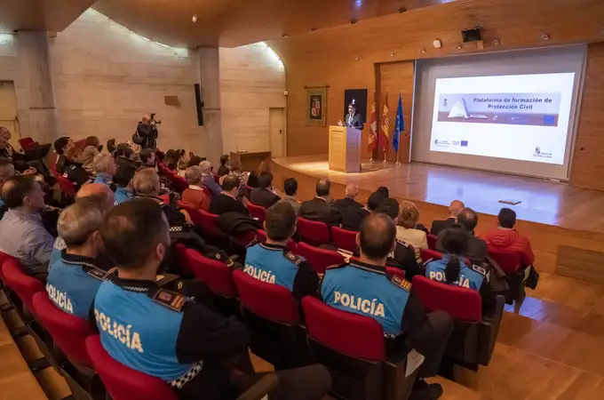 La Junta promueve la asociación de municipios para prestar el servicio de Policía Local