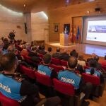 Un total de 72 bomberos y 63 policías locales han participado el curso impartido por el Colegio de Psicología de Castilla y León