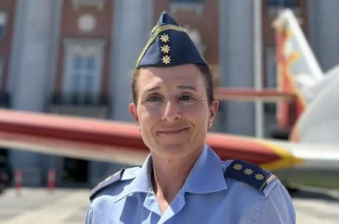 Cuarta mujer general en España, primera del Ejército del Aire