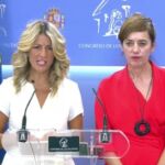 Yolanda Díaz exige igualdad salarial en el fútbol femenino y pide la dimisión de Rubiales