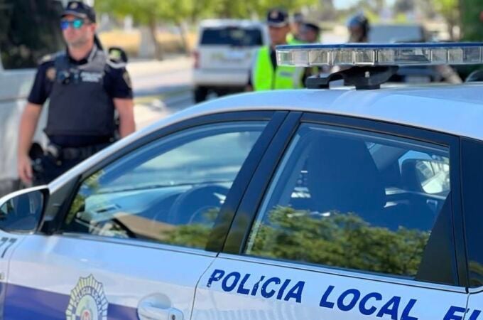 Detenido un conductor en Elche (Alicante) por agredir a policías tras dar positivo en drogas: "Os voy a pegar un tiro"