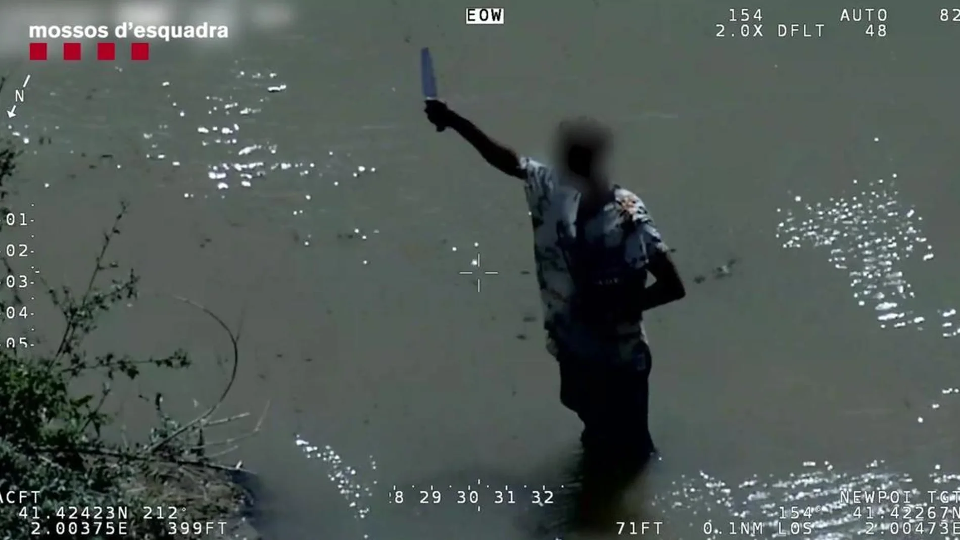 Los Mossos d'Esquadra detienen a un hombre que acababa de cometer un robo con violencia en Pallejà e intentaba huir por el cauce del río Llobregat