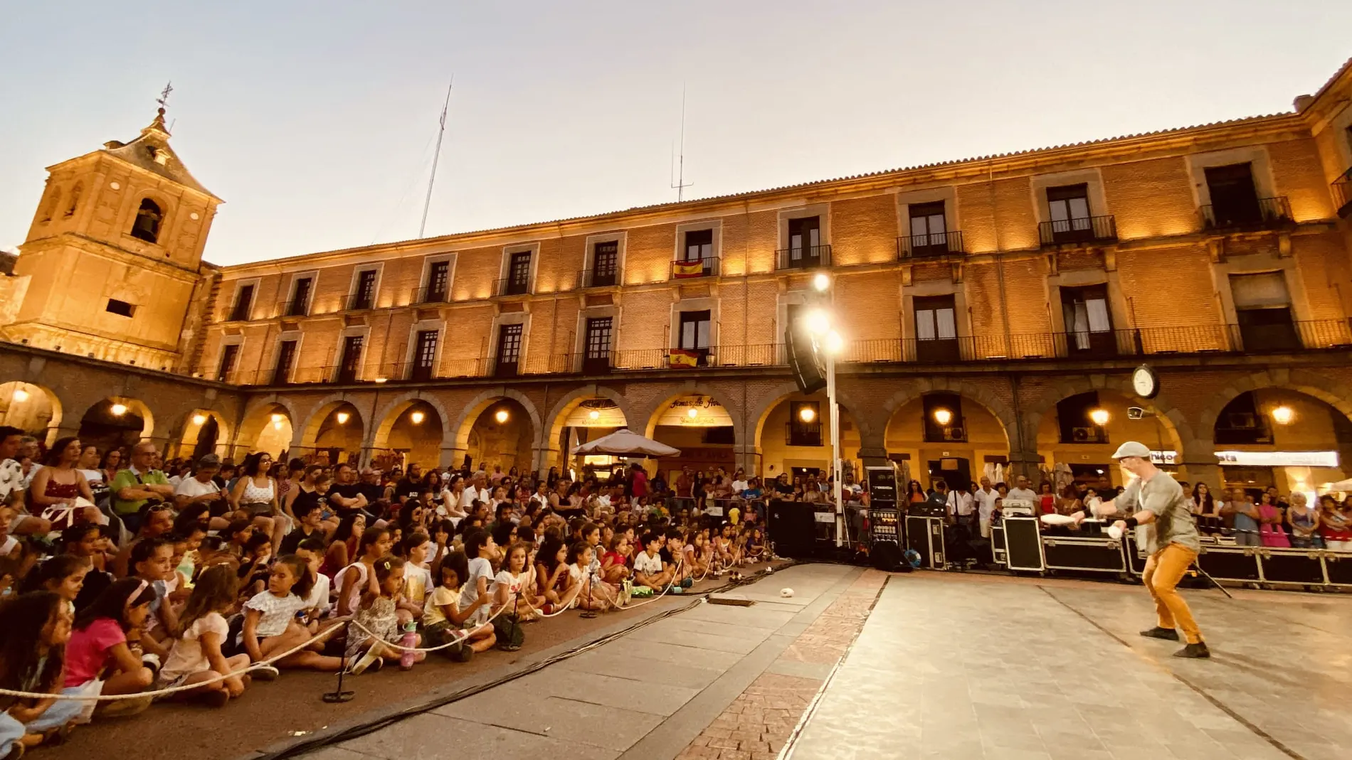 Actuación de Cir&Co con aforo completo