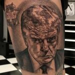 La foto policial de Donald Trump, el nuevo tatuaje viral