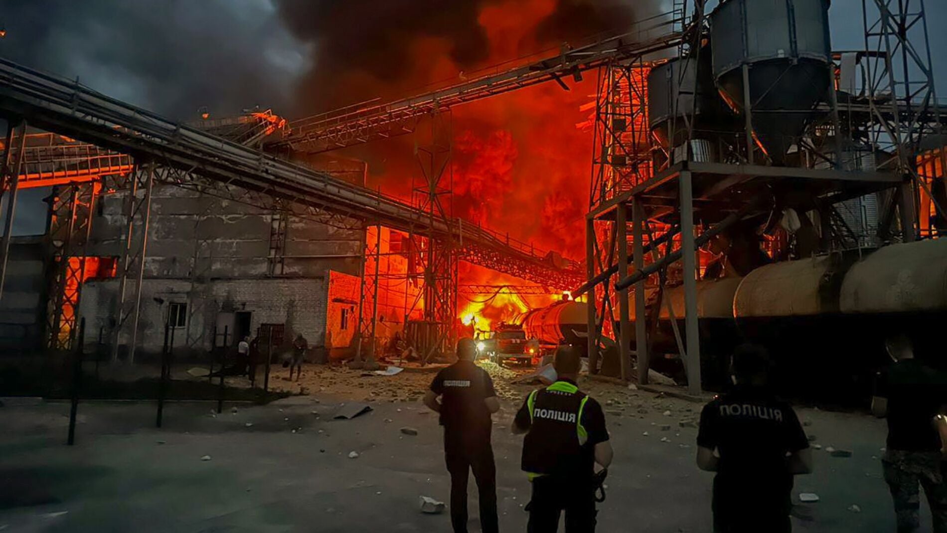 Dos misiles rusos dejan 41 muertos y 180 heridos en la ciudad ucraniana