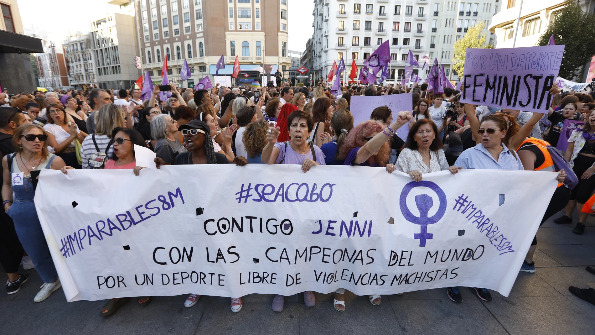 Manifestacion en apoyo a Jenni y contra Rubiales. © Jesús G. Feria.