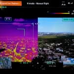 Un piloto de un dron vigila la posible aparición de fuegos en Atenas mediante una cámara con visión térmica