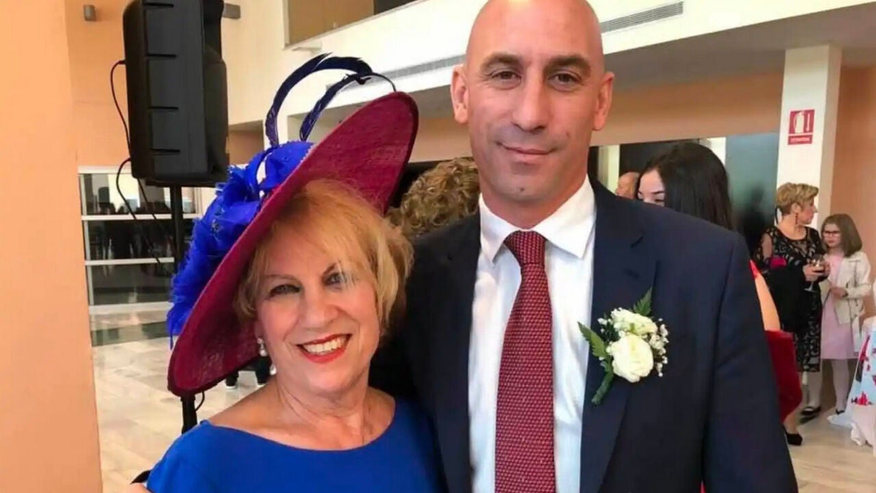 Cuántos años tiene luis rubiales