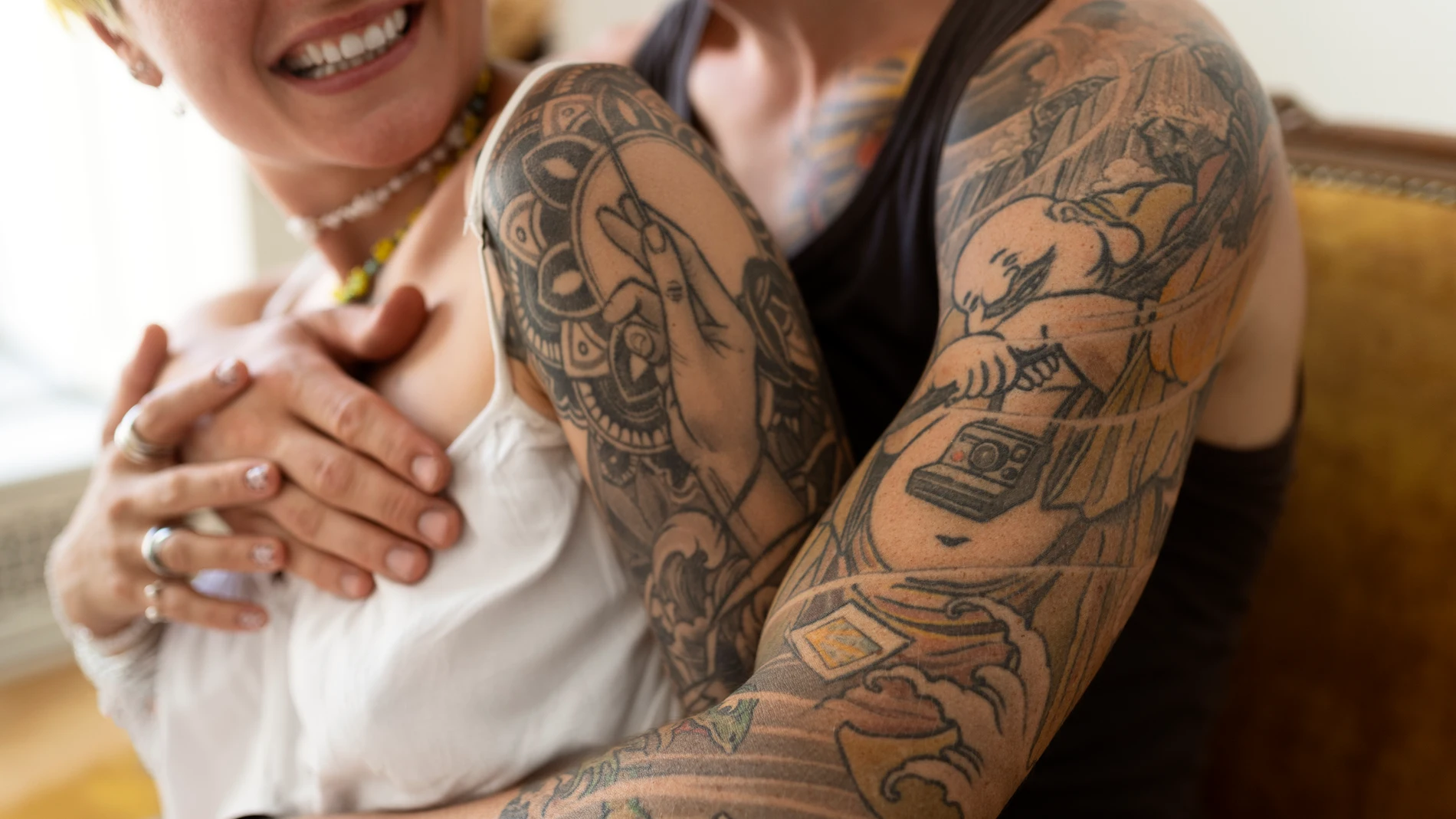 ▷ ¿Cómo se realiza un tatuaje? Tintas permitidas en España