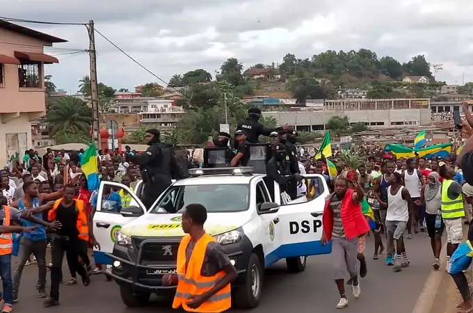 La incertidumbre se instala en Gabón tras el golpe de Estado y el pánico se deja ver en los países vecinos
