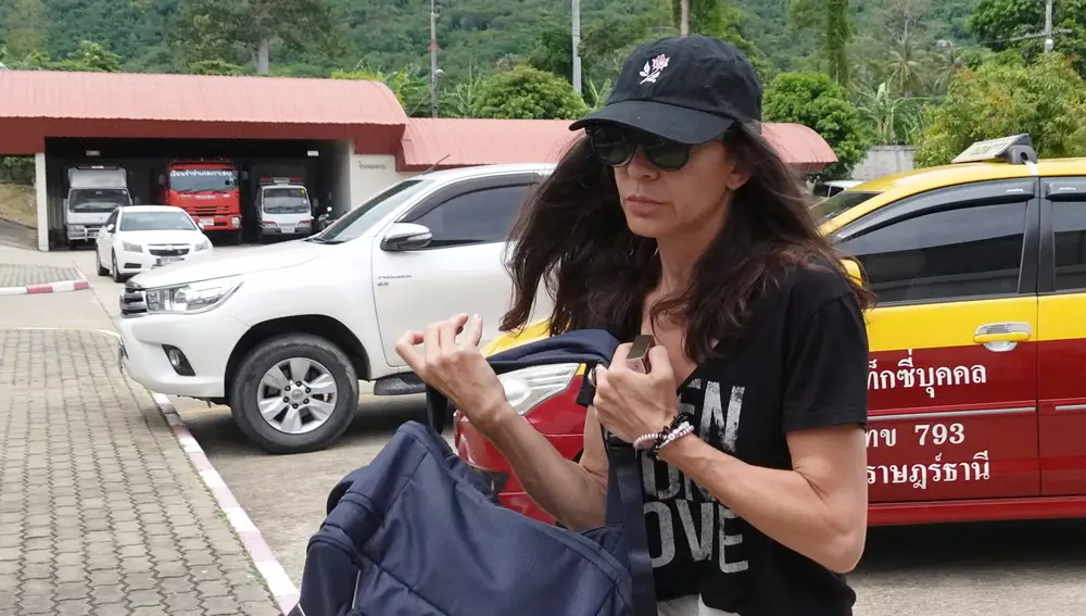 Silvia Bronchalo, mother of Spanish chef Daniel Sancho Bronchalo, arrives to visit her detained son at a prison in Koh Samui island, southern Thailand,