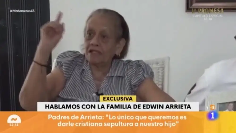 La madre de Edwin Arrieta