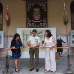 El General Jefe de Estado Mayor del Ejército, Amador Enseñat y Berea, inaugura la exposición