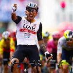 AMP. Ciclismo/Vuelta.- Molano vence al esprint en Zaragoza y Kuss sigue líder de La Vuelta