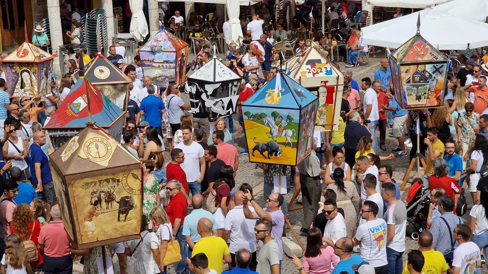 Exposición de los faroles de Tordesillas