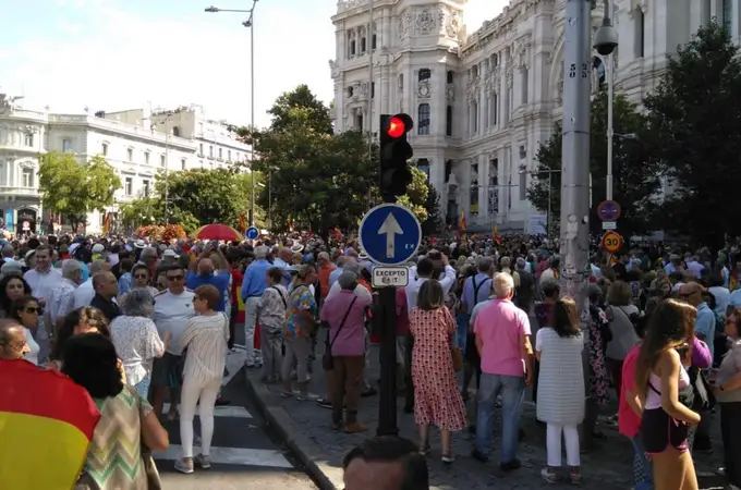 Así han sido las manifestaciones contra Pedro Sánchez y la amnistía convocadas por redes sociales en España