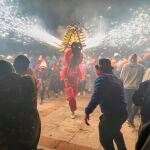  Toro de fuego en las fiestas de Las Victorias de Puebla de Sanabria (Zamora)