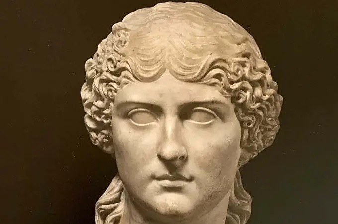 «Networking» en la Antigüedad: Agripina la Menor, estratega y líder