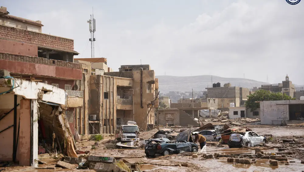 Libia.- El Gobierno del este de Libia aumenta a 5.200 la cifra de muertos por las inundaciones