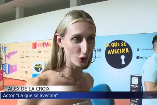 Álex de la Croix denuncia el tratamiento erróneo por parte de Telecinco sobre su identidad de género