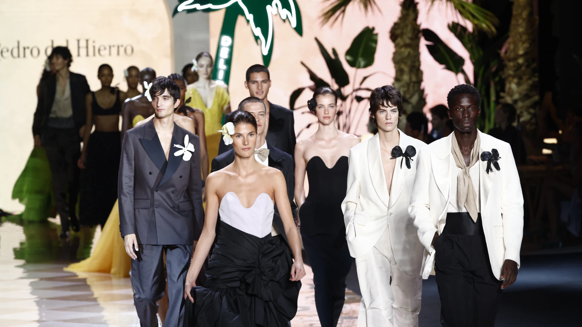 Algunas propuestas de primavera-verano de Pedro del Hierro en la MBFW de Madrid