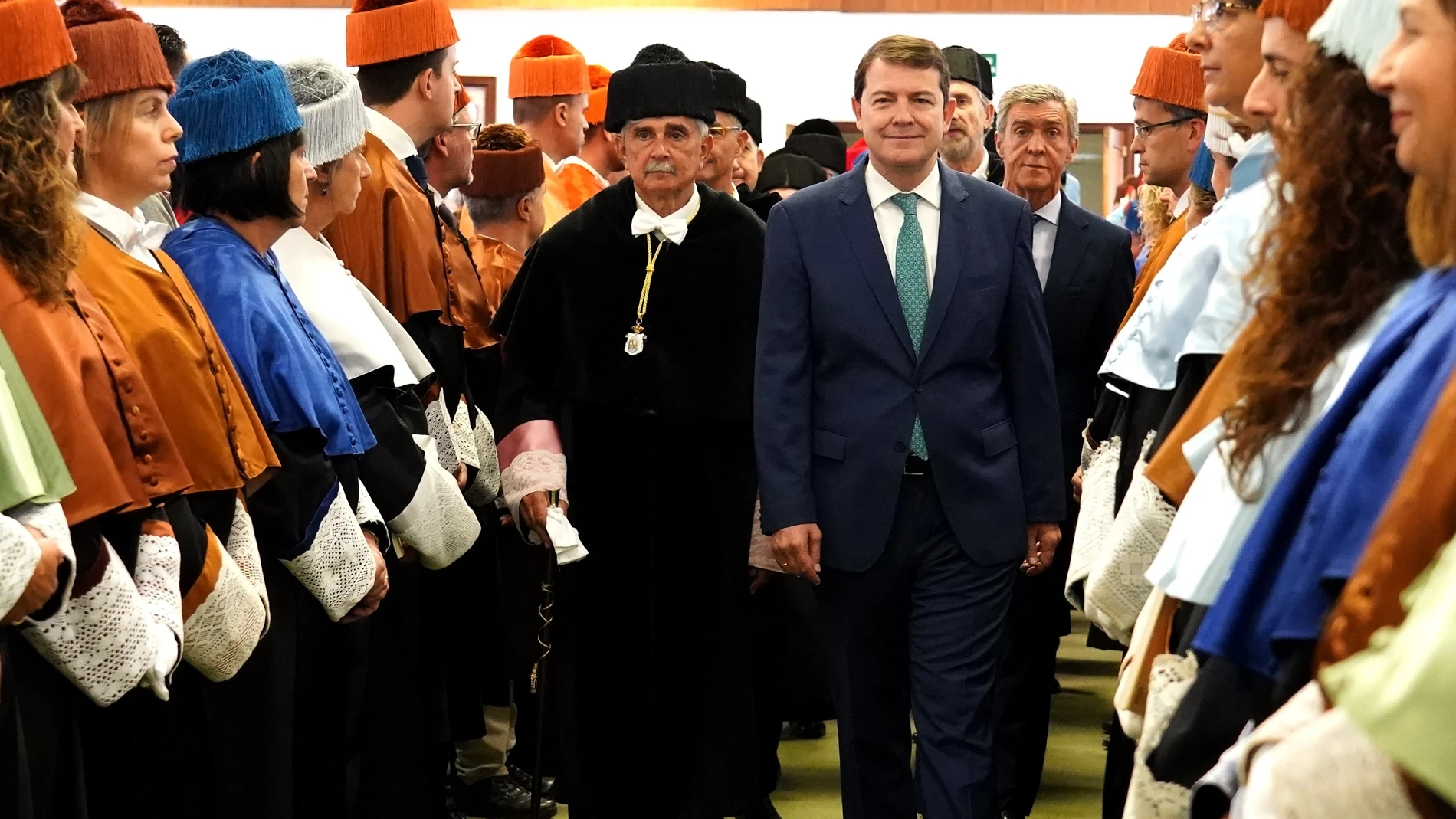Fernández Mañueco en la inauguración del curso universitario en León