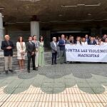 Asamblea Regional guarda un minuto de silencio para condenar el asesinato de una vecina de Cieza a manos de su expareja