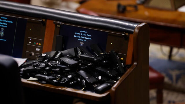 Pleno del Congreso de los Diputados para debatir aprobar la propuesta de ley para el uso de las lenguas coofic