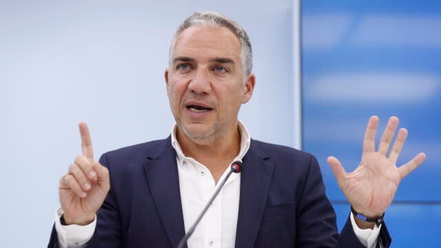 Elias Bendodo asiste a la Junta Directiva provincial del PP de Málaga