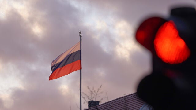 AMP.- Ucrania.- Rusia denuncia daños en un edificio administrativo tras un ataque con dron de Ucrania en Kursk