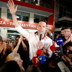 Stefanos Kasselakis celebra su victoria en las primarias de Syriza