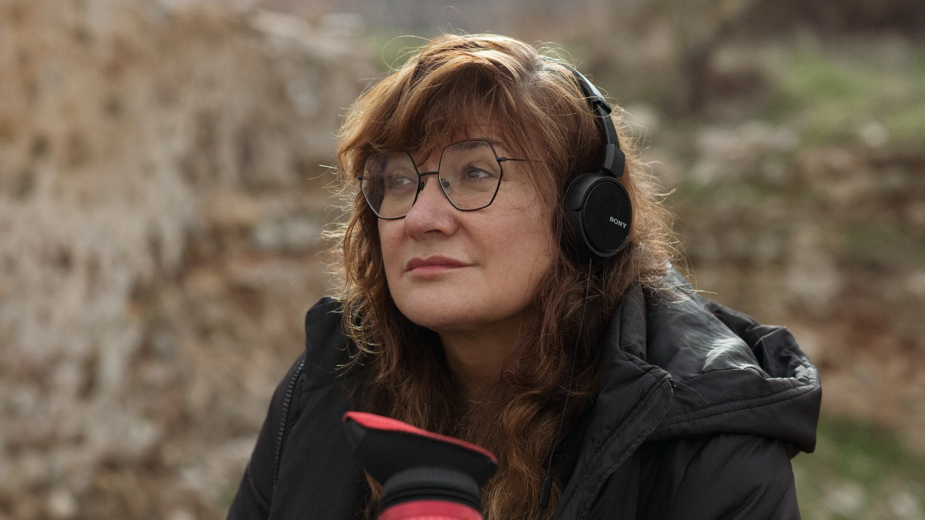 Isabel Coixet durante el rodaje de "Un amor", adaptación del libro homónimo de Sara Mesa