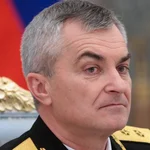 El comandante de la Flota del mar Negro Víktor Sokolov