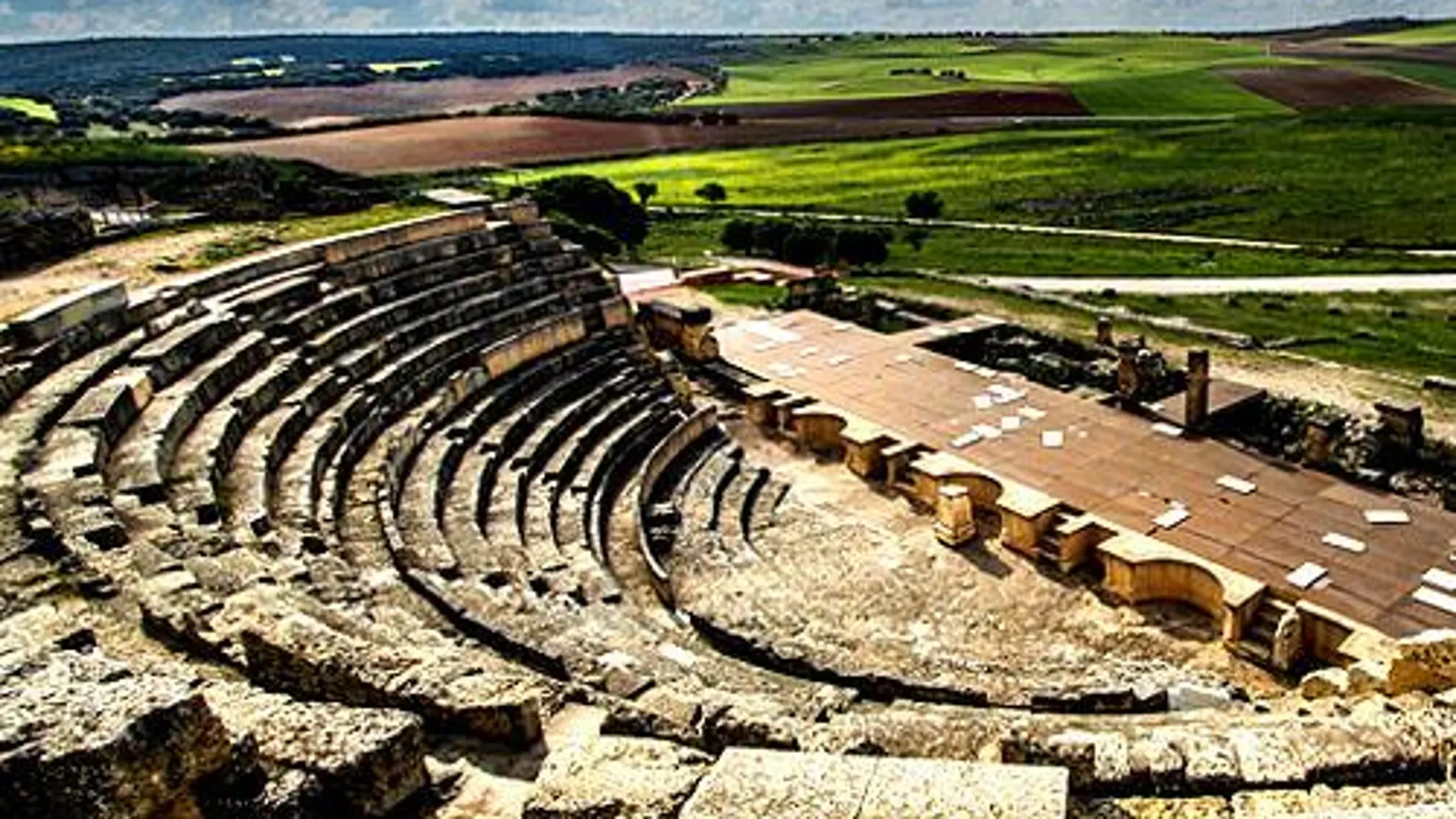 El teatro podría albergar a 2.000 personas y es el más importante de la Meseta