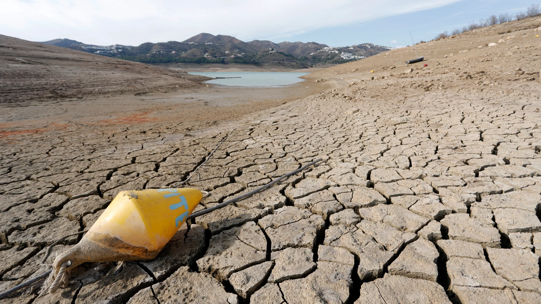El embalse de La Viñuela, en la Axarquía malagueña, está padeciendo especialmente los efectos de la sequía