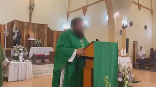 Detenido un sacerdote en Vélez-Málaga acusado de sedar a mujeres y abusar sexualmente de ellas.